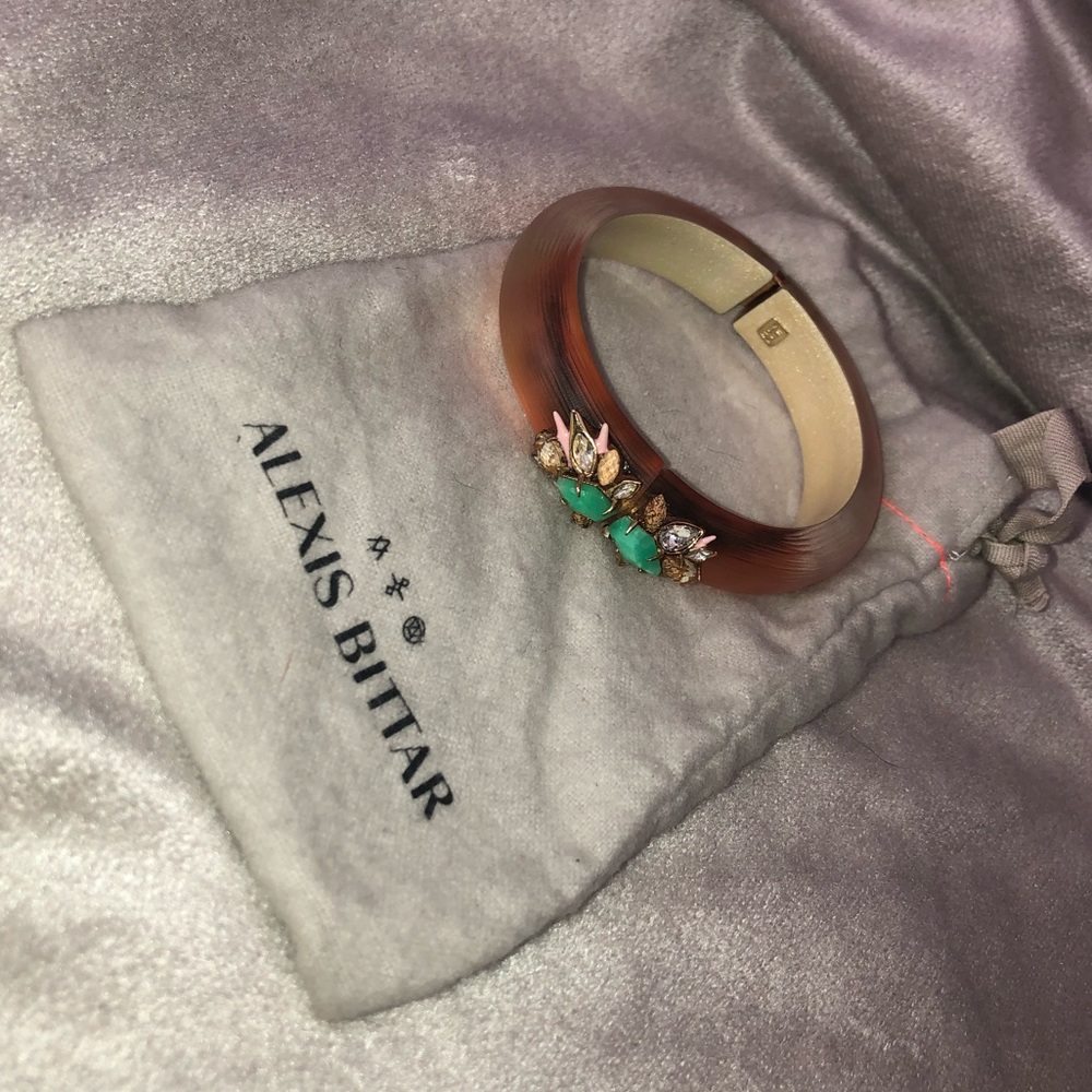 ALEXIS BITTAR HINGE BRACELET NEVER WORN